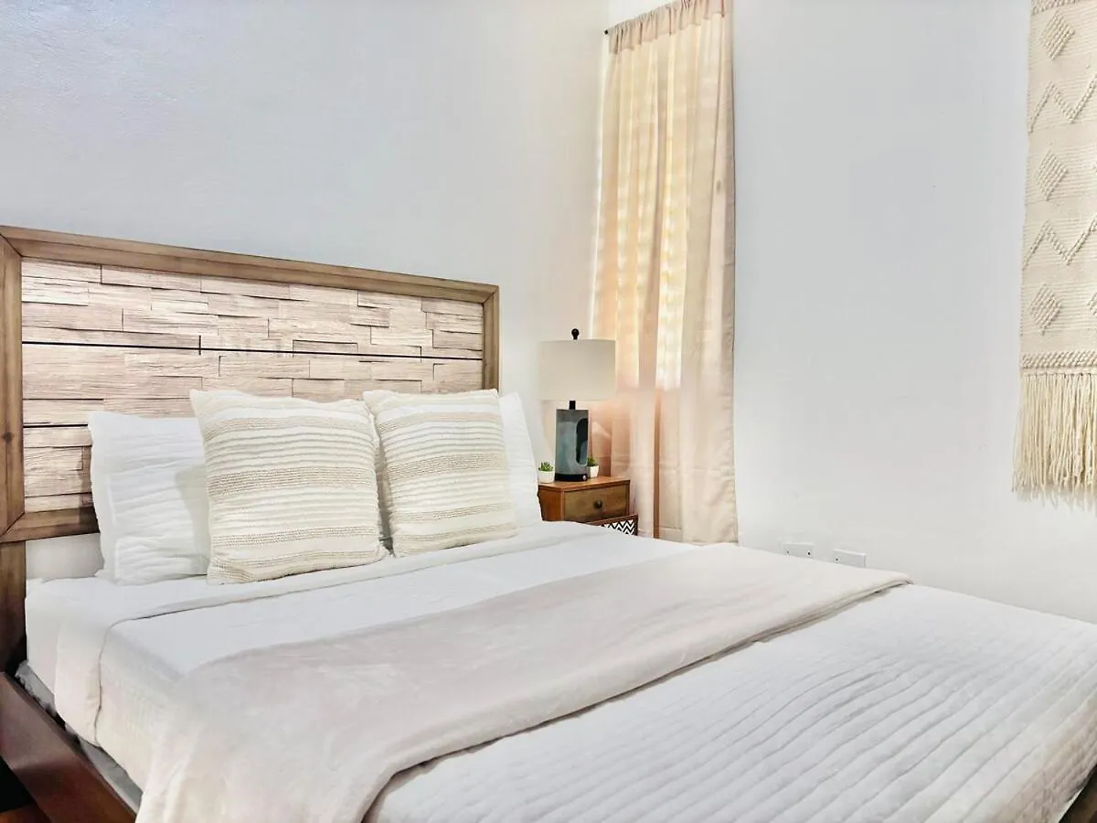 Close To Luquillo Beach, El Yunque And Main Tourist Attractions بيت للعطل